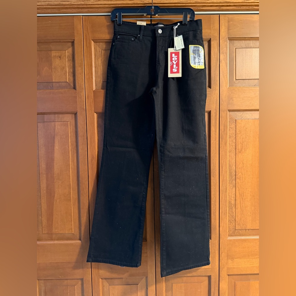 Levi's Straight Women’s Jeans in Black